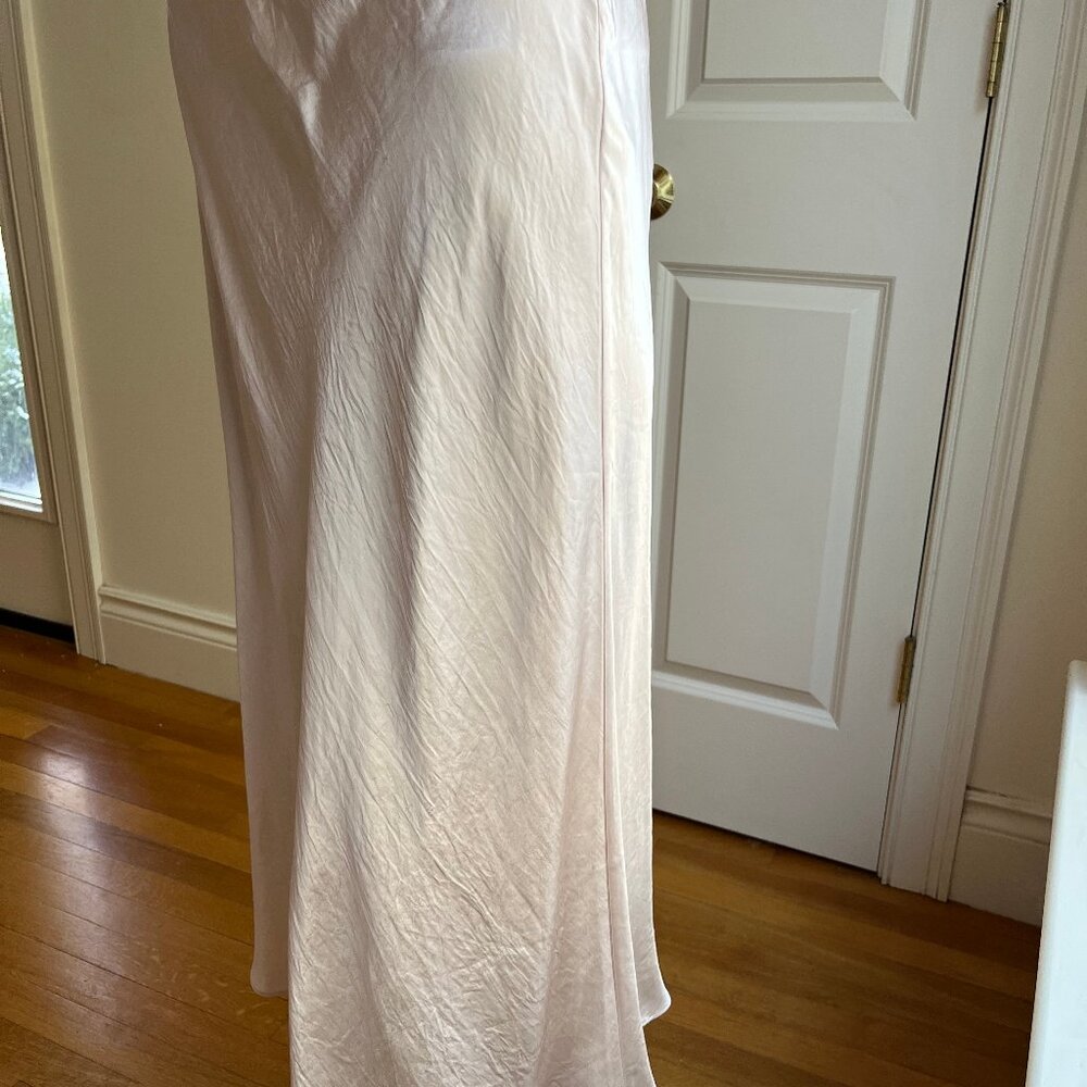 Aritzia Babaton satin slip skirt; new with tag